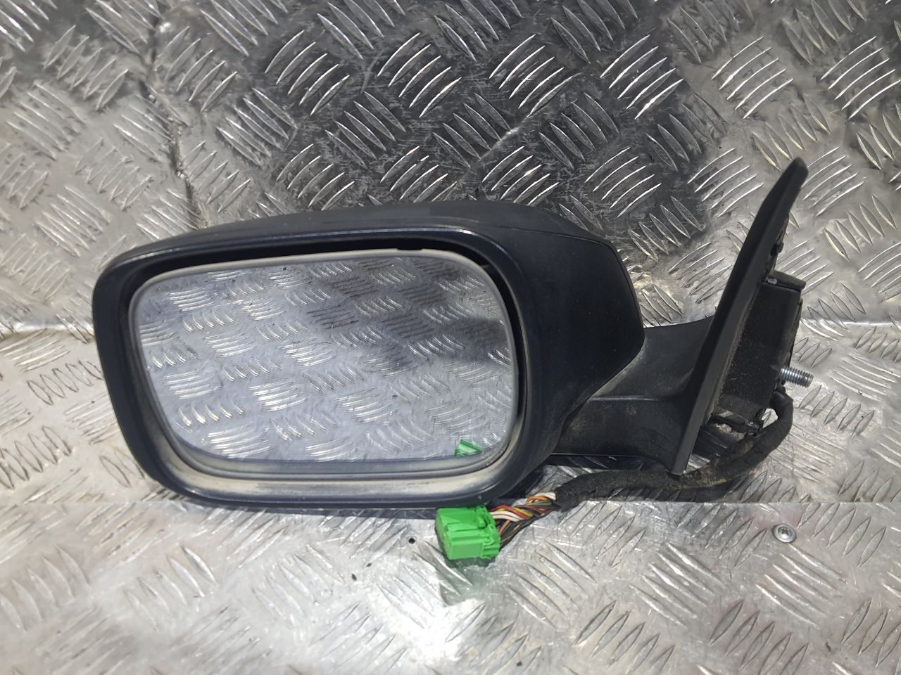 зеркало наружное левое Volvo XC90 1 поколение (2002 - 2006), не крашен, 30745220 - фото №1