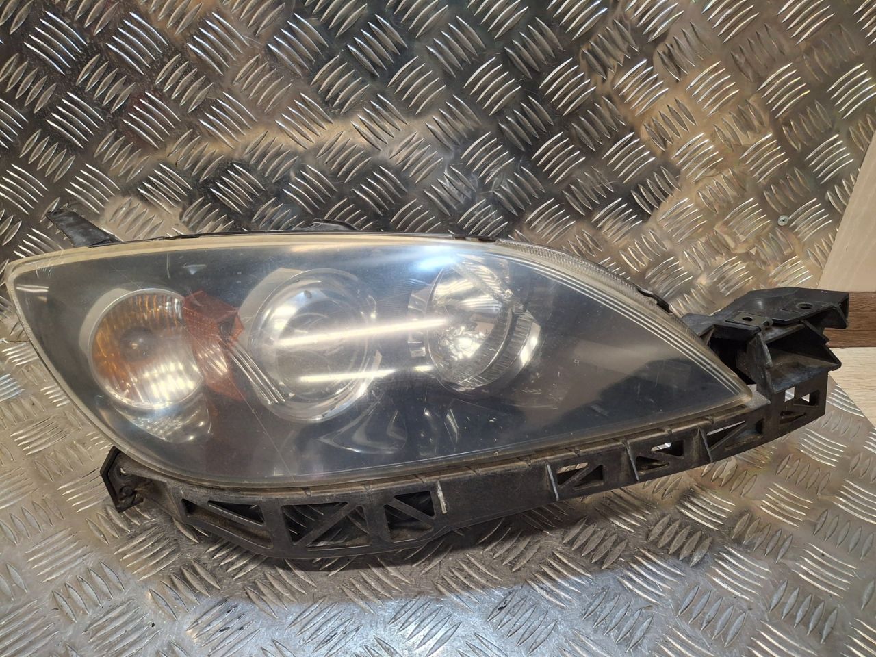 фара правая Mazda 3 BK (2003 - 2005), хетчбэк 5 дв., правый руль, BP4K510K0D - фото №1