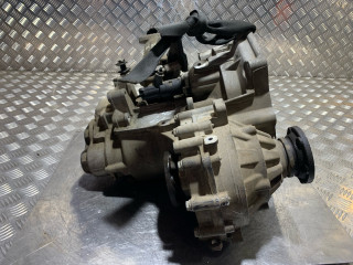 КПП механическая (МКПП) Volkswagen Golf 6 поколение (2008 - 2012), 1.4 л., TSI, CAXA, бензин, МКПП, передний привод, 02S300046T, MCB