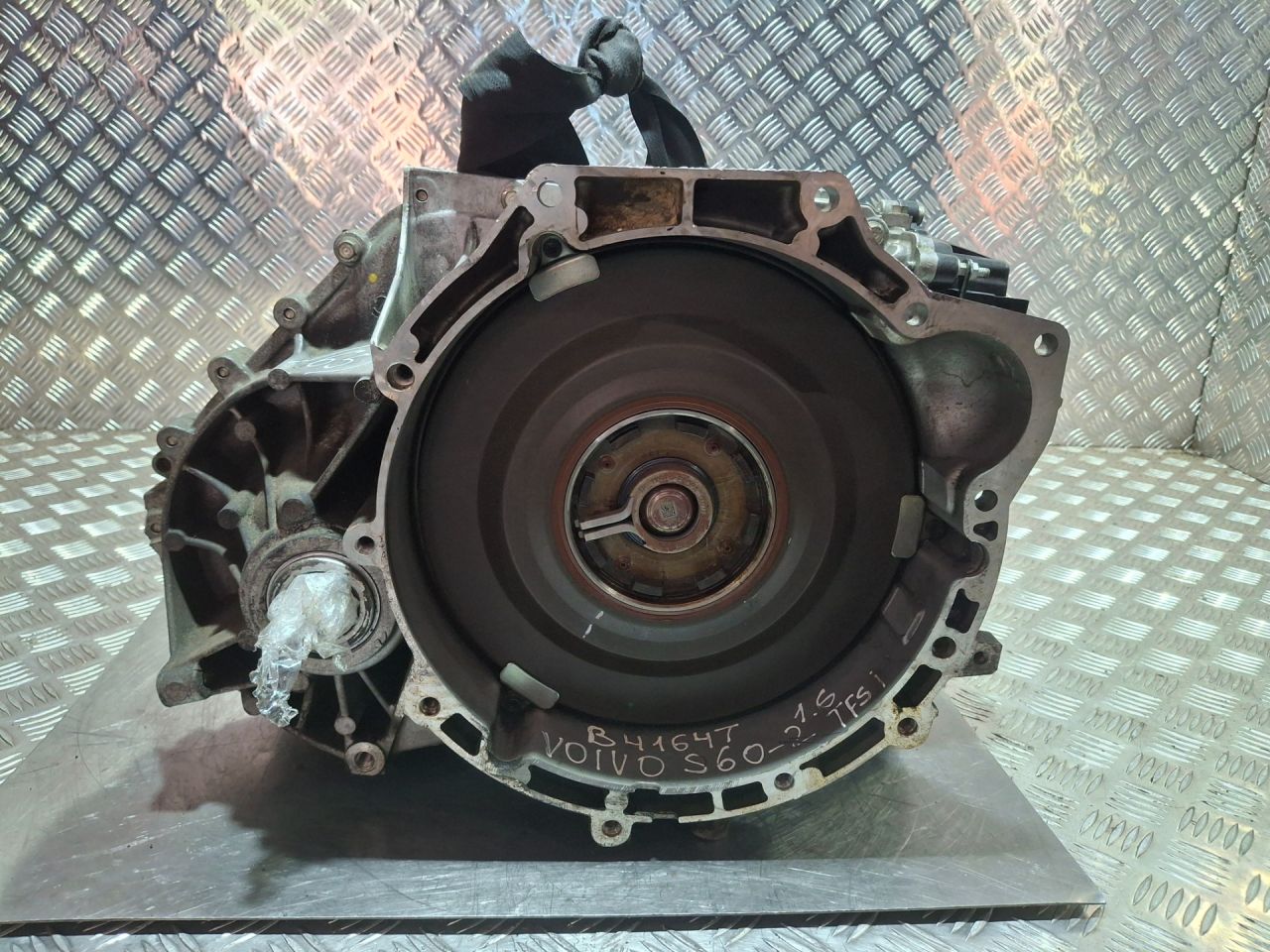 PКПП Volvo S60 2 поколение (2010 - 2013), 1.6 л., Ti, B 4164 T, бензин, робот, передний привод, 36000609, BG9R7000AA, 31259758 - фото №1