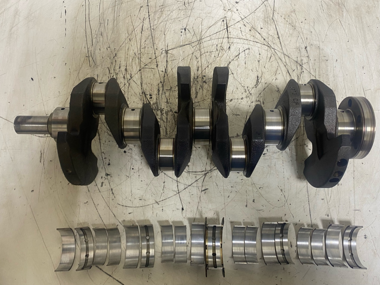 коленвал Mazda 3 BK (2003 - 2005), 2.0 л., LF-DE, бензин, 1S7GCF - фото №1