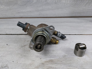 ТНВД Volkswagen Golf 6 поколение (2008 - 2012), 1.4 л., TSI, CAXA, бензин, 03C127026D, 03C127026C, 03C127026M, 03C127026J, 03C127026E, 03C127026R, 03C127026P