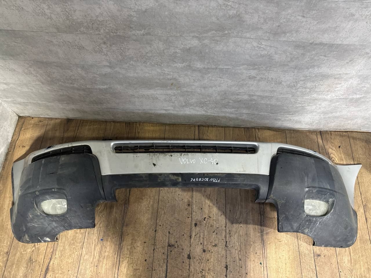 бампер передний Volvo XC90 1 поколение (2002 - 2006), 39975200 - фото №1