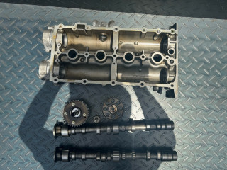 постель распредвала (бугель) Volkswagen Golf 5 поколение (2003 - 2009), 1.4 л., TSI, BLG, бензин, 03C103475AL, 03C103475BF