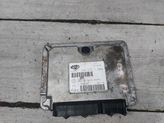 блок управления двигателем Fiat 500 2 поколение (2008 - 2015), 1.2 л., 169 A4.000, бензин, робот, 51856403