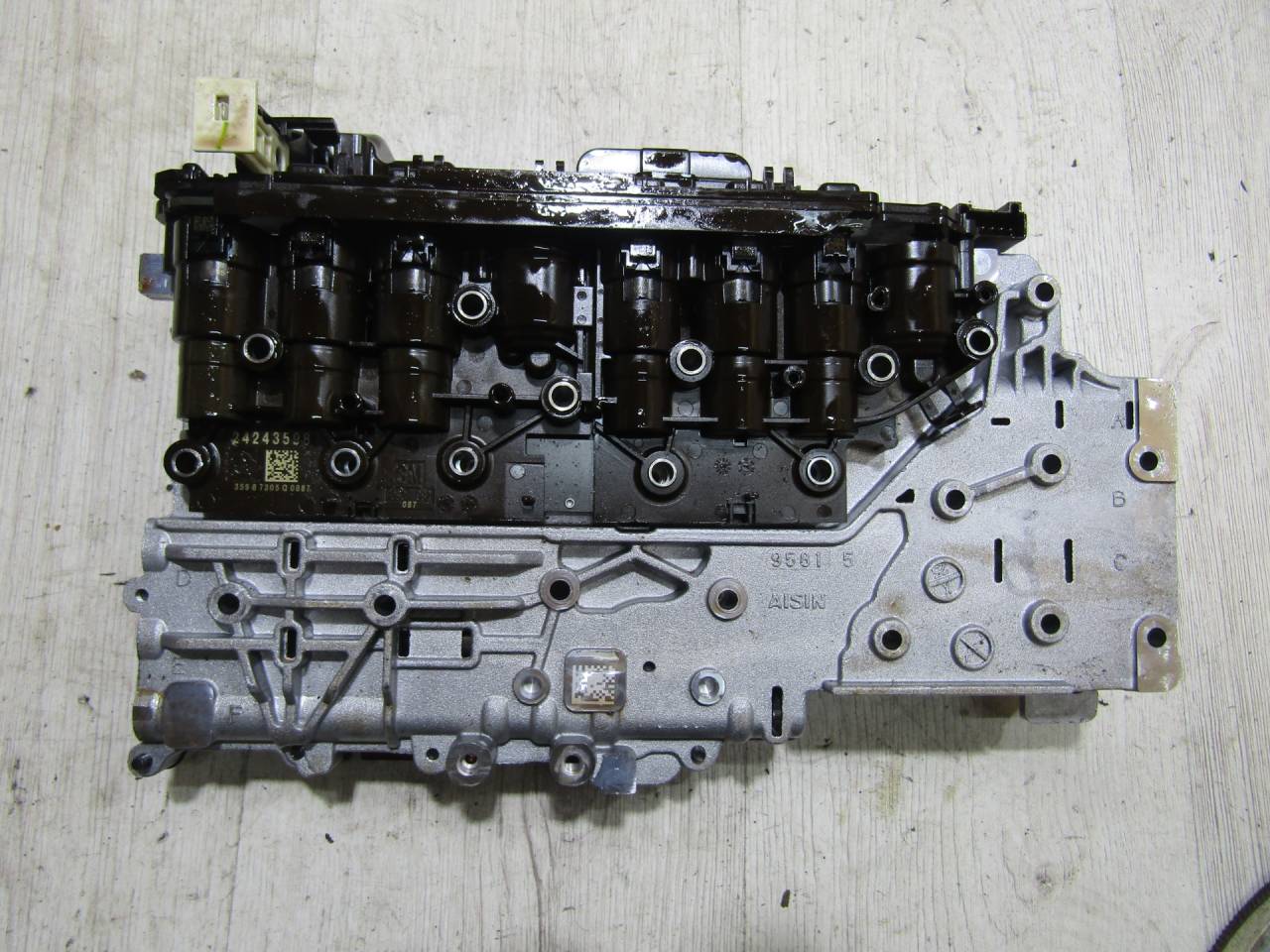 гидроблок АКПП BMW 3 серия E90/E91/E92/E93 (2004 - 2010), 3.0 л., N52 B30, бензин, АКПП, полный привод, 24607623883, 6L45, 24250484, 24243598, 24252714 - фото №1