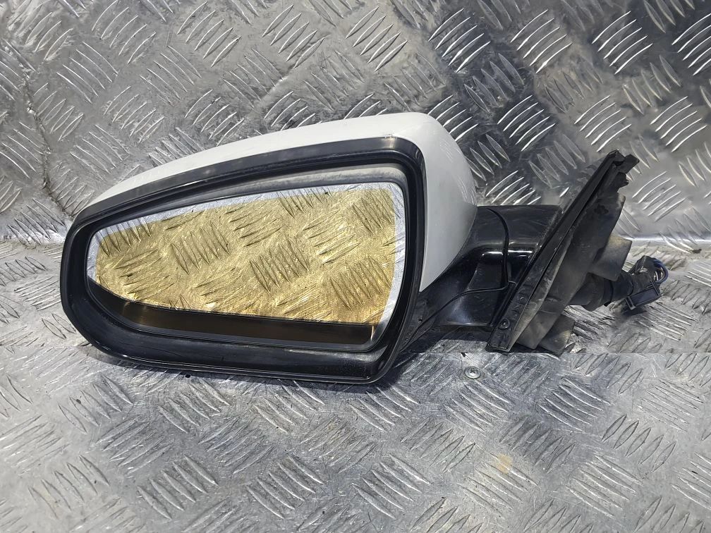 зеркало наружное левое Cadillac SRX 2 поколение (2010 - 2013), белый, 20953698 - фото №1