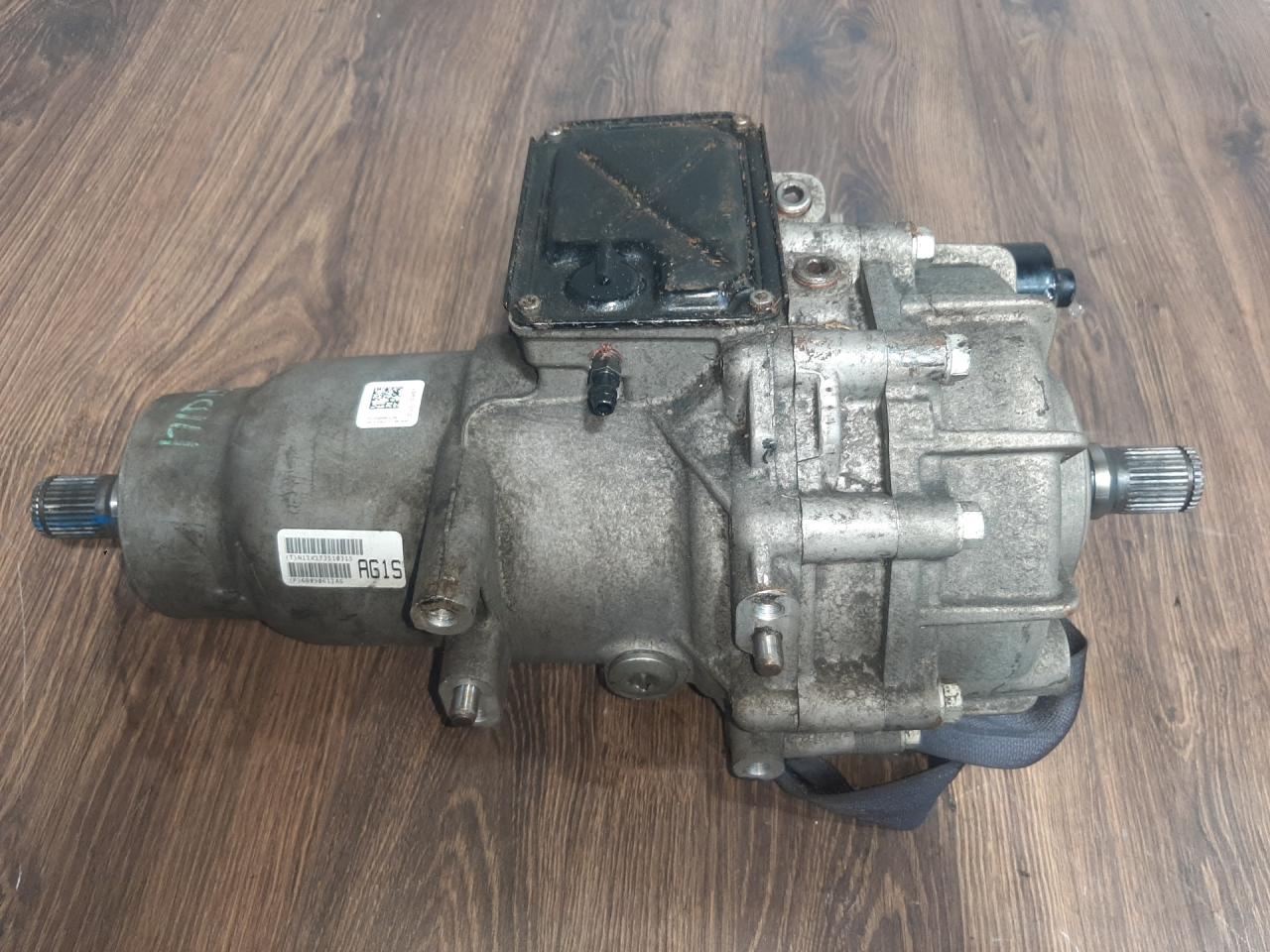 раздаточная коробка Jeep Cherokee 5 поколение KL (2013 - 2018), 2.0 л., EBT, дизель, 68090612AG, 68540647AA - фото №1