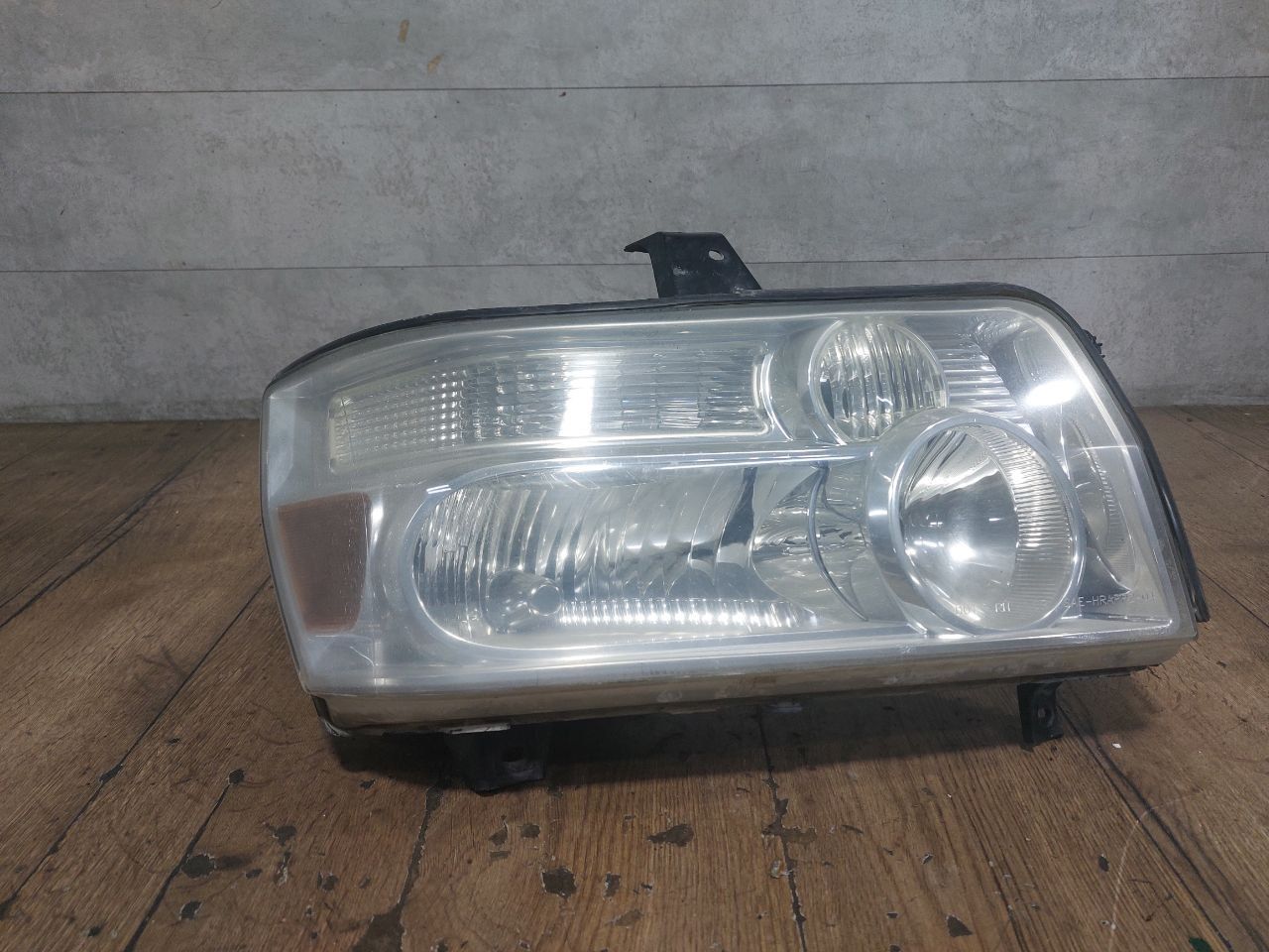 фара правая Infiniti QX56 1 поколение JA60 (2004 - 2007), 26010ZC50A - фото №1