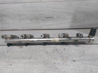 топливная рампа Ford Mondeo 4 поколение [рестайлинг] (2010 - 2015), 2.0 л., TNBA, бензин, 5255373, 5159029, CJ5E9F797BE, 0261555113, 0261500147, 5158969, BB5E9F797BC, 0261555115, 0261555181, CJ5E9F797BG, AG9E9F797AB