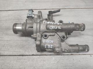 корпус термостата Chevrolet Cruze 1 поколение (2009 - 2012), 1.8 л., F18D4, бензин, 96984103, 55353311, 25199824, 25192230, 25192228