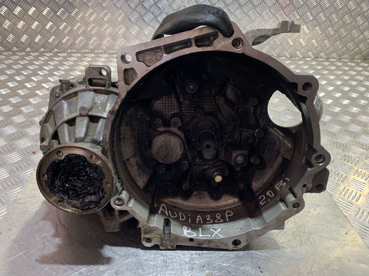 КПП механическая (МКПП) Volkswagen Passat B6 (2005 - 2010), 2.0 л., МКПП, 02S300046M, JYL, KVZ, MUH, GXV, JCP, MQ250, 02S300047E - фото №1