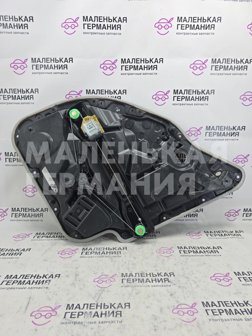 стеклоподъемник задний правый Mercedes-Benz C-Класс W205/S205/C205 W205.042 2014, 2.0 л., M 274.920, бензин, АКПП, 755 серый, седан, задний привод, правый руль, A2057300279 - фото №1