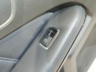 кнопка стеклоподъемника двери передней левой Mercedes-Benz E-Класс W212 [рестайлинг] W212 2014, 2.0 л., M 274.920, бензин, АКПП, 149 u белый, седан, задний привод, правый руль, A2049058102, A20490581029107