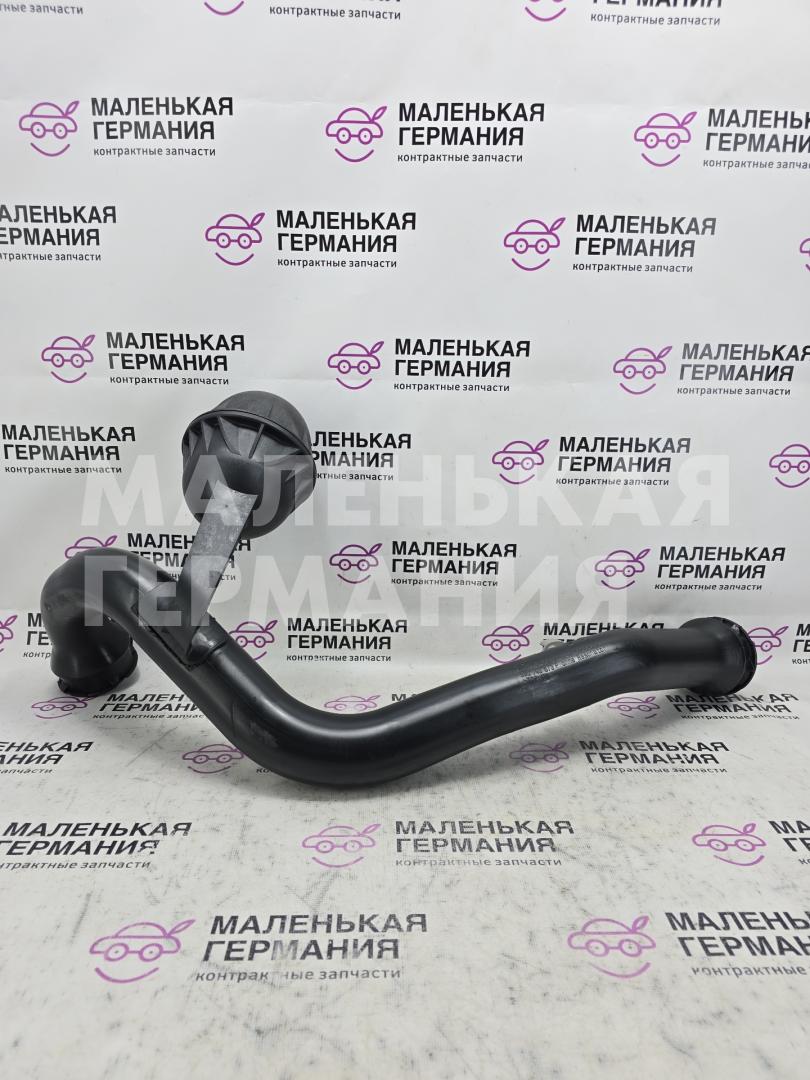 патрубок интеркулера Audi A5 F5 2018, 2.0 л., CVKB, бензин, АКПП, белый металлик 2y / s9r, хетчбэк 5 дв., правый руль, 8W0145673L, 8W0145673P - фото №1