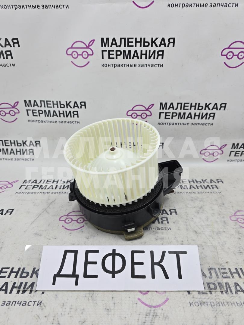 моторчик печки BMW 5 серия G30/G31 G30 2018, 2.0 л., B48 B20 A, бензин, АКПП, a96 mineral-weiss metallic, седан, задний привод, правый руль, 0130309507, F011500123, 9154116, 64116836882, 6836882 - фото №1