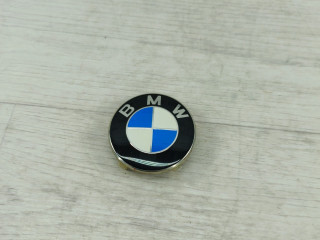 эмблема BMW 5 серия F10/F11 [рестайлинг] F10 2013, 2.0 л., N20 B20 A, бензин, серебро, седан, F010000078