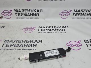 усилитель антенны Mercedes-Benz C-Класс W204 [рестайлинг] W204.048 2012, 1.8 л., M 271.860, бензин, АКПП, 149 белый, седан, задний привод, правый руль, A2048204389