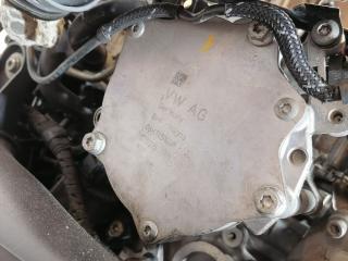 насос вакуумный Volkswagen Passat B8 2015, 1.8 л., CJSA, бензин, робот, 2t/c9x чёрный перламутр, седан, правый руль, 06K145100P