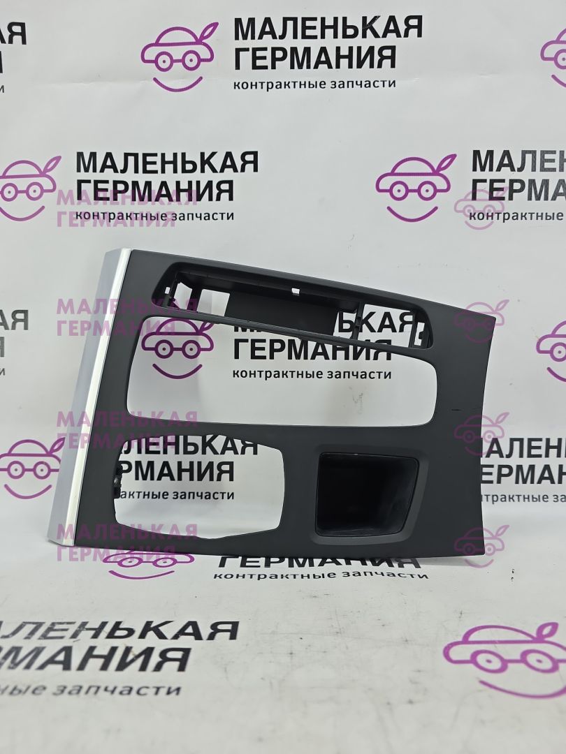 Декоративная накладка центральной консоли BMW X6 F16 2014, 3.0 л., N55 B30 A, бензин, АКПП, красный, правый руль, 51169252116, 9252116 - фото №1