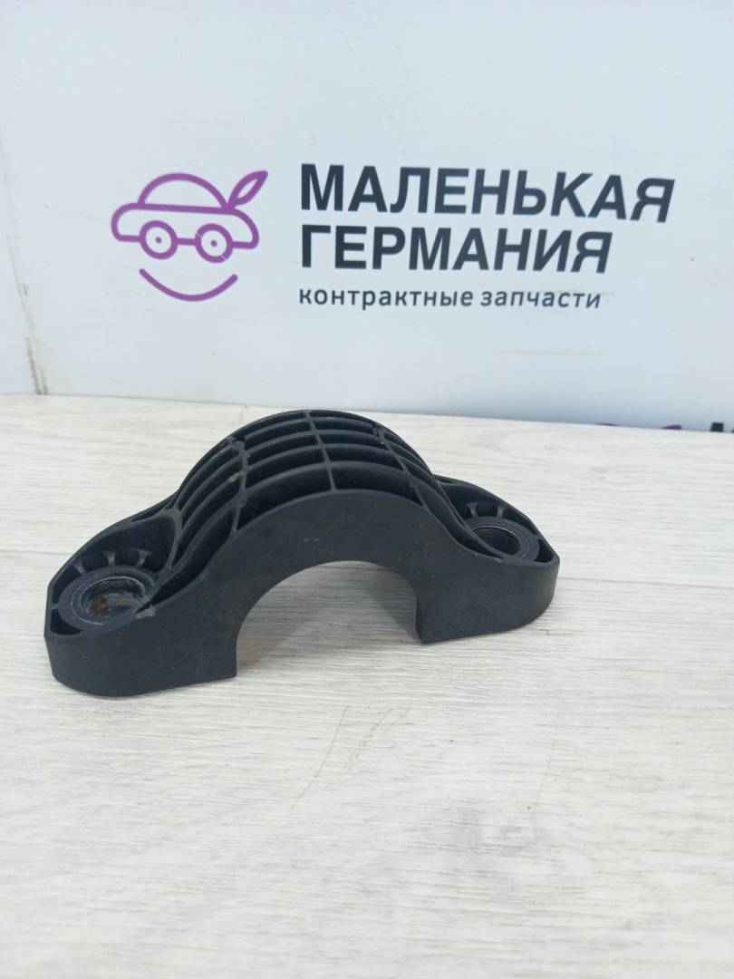 крепление стабилизатора / втулки стабилизатора BMW 5 серия G30/G31 G30 (2016 - 2020), 2.0 л., B47 D20 A, дизель, серый, седан, 31356861472, 6861472 - фото №1