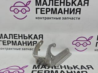 кронштейн (крепление) BMW 5 серия G30/G31 G30 2019, 4.4 л., N63 B44 C, бензин, АКПП, carbonschwarz metallic (416), седан, полный привод, 37146869137, 6869137