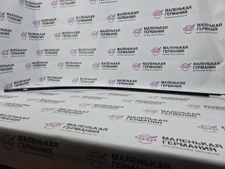 молдинг двери передней левой BMW 5 серия G30/G31 G30 2019, 4.4 л., N63 B44 C, бензин, АКПП, carbonschwarz metallic (416), седан, полный привод, 51407390113, 7390113