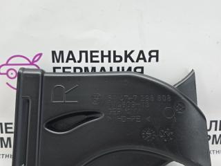 воздуховод печки BMW X1 F48 2017, 2.0 л., B48 A20 B, бензин, АКПП, alpinweiss 3 (300), полный привод, правый руль, 51477298808, 7298808