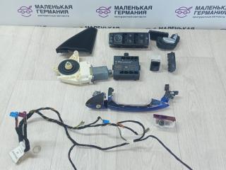 Комплект двери перед. прав. Mercedes-Benz E-Класс W212 [рестайлинг] W212 (2013 - 2016), 2.0 л., M 274.920, бензин, синий, седан, задний привод, правый руль