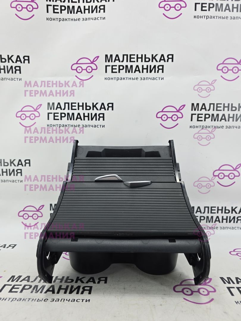 вещевой ящик центральной консоли BMW X1 F48 2017, 2.0 л., B48 A20 B, бензин, АКПП, alpinweiss 3 (300), полный привод, правый руль, 51169292557, 9292557 - фото №1