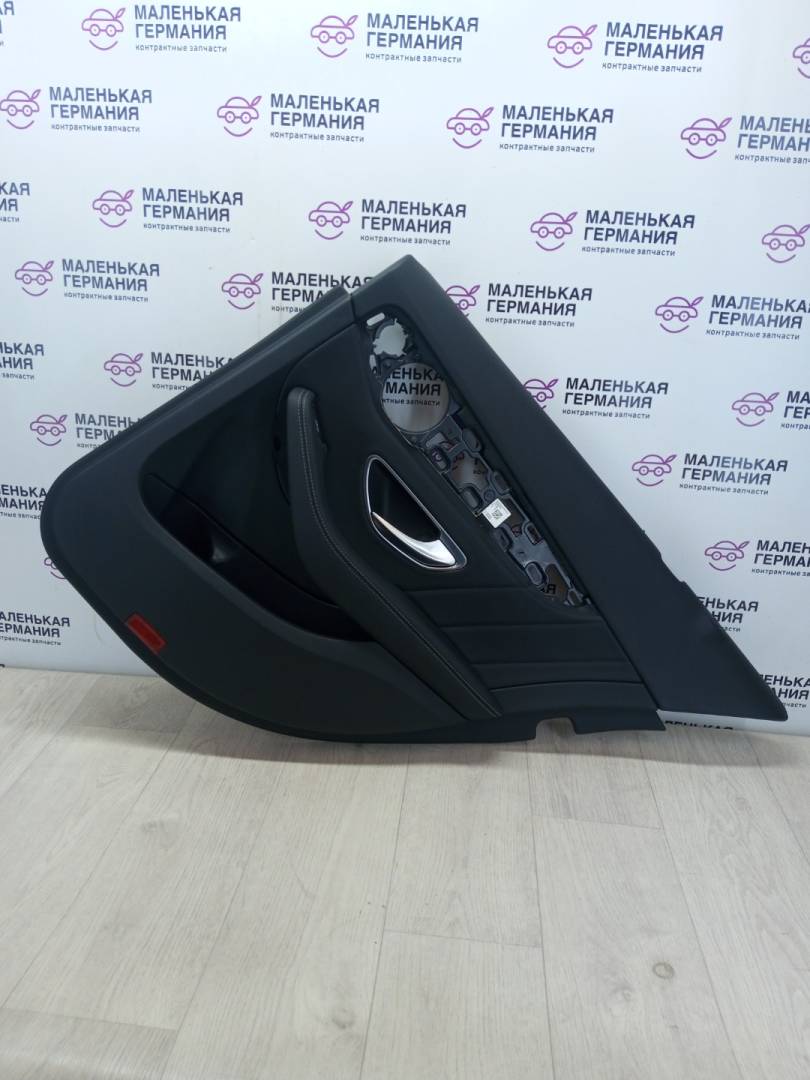 обшивка двери задняя правая Mercedes-Benz C-Класс W205/S205/C205 2014, 2.0 л., M 274.920, бензин, АКПП, белый, седан, задний привод, правый руль, A20573032069H15 - фото №1