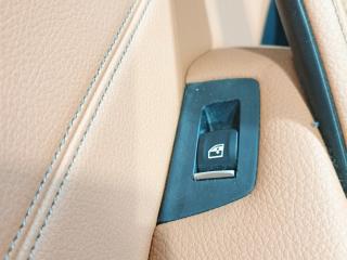 кнопка стеклоподъемника двери задней левой BMW 5 серия G30/G31 G30 2017, 2.0 л., B48 B20 A, бензин, АКПП, b65 jatoba brown metallic, седан, задний привод, правый руль, 9327031, 61319327031