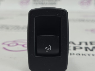 ручка ( кнопка ) складывания сиденья BMW X1 F48 2016, 2.0 л., B47 C20 A, дизель, АКПП, alpinweiss 3 (300), передний привод, правый руль, 61319290728, 9290728