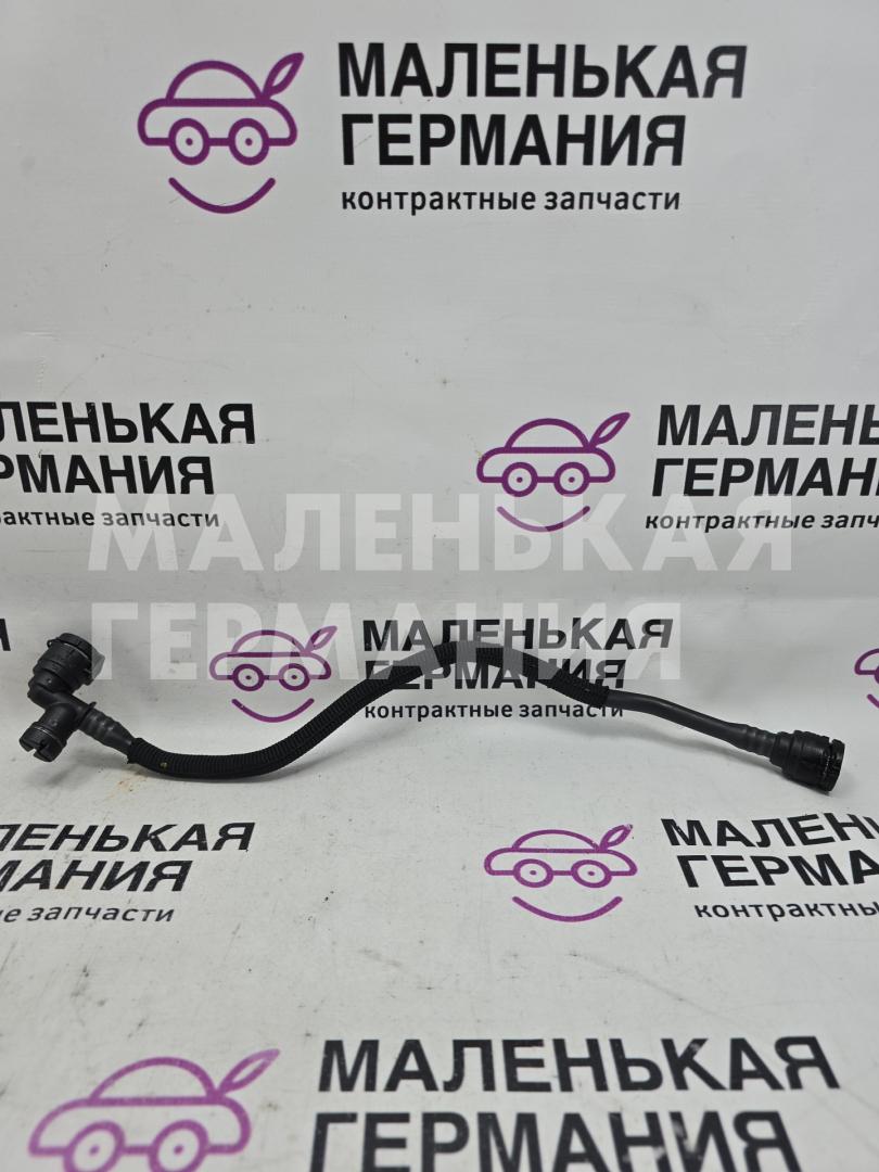 трубка охлаждающей жидкости BMW X1 F48 2017, 2.0 л., B48 A20 B, бензин, АКПП, alpinweiss 3 (300), полный привод, правый руль, 17127617366, 7617366, 8807962, 8807691 - фото №1