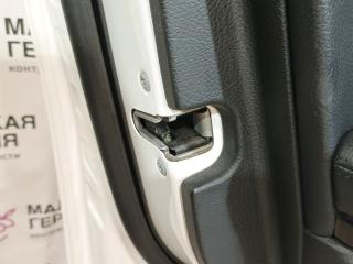 замок двери передней левой Mercedes-Benz E-Класс W212 [рестайлинг] W212 2014, 2.0 л., M 274.920, бензин, АКПП, 149 u белый, седан, задний привод, правый руль, A2047202935