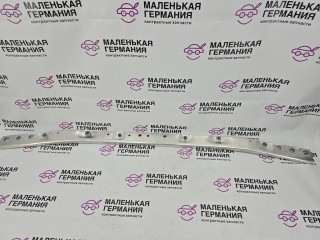 накладка (воздуховод) на телевизор BMW 5 серия G30/G31 G30 2019, 4.4 л., N63 B44 C, бензин, АКПП, carbonschwarz metallic (416), седан, полный привод, 51647357205, 7357205