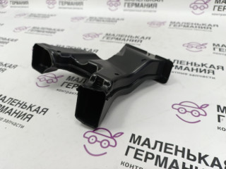 водосток планки обтекателя (жабо) лев. BMW 5 серия G30/G31 G30 2019, 4.4 л., N63 B44 C, бензин, АКПП, carbonschwarz metallic (416), седан, полный привод, 61667357246, 7357246