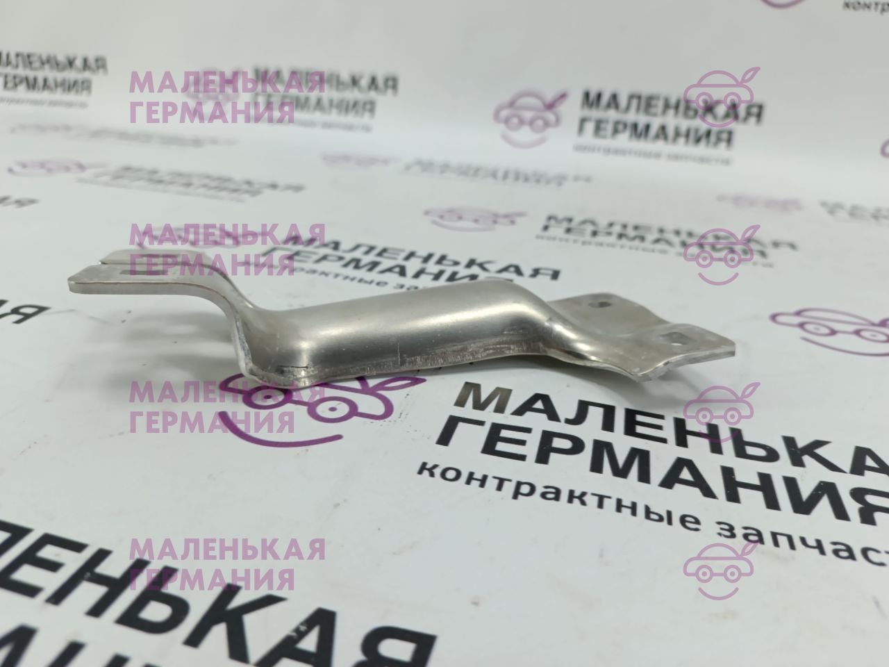 кронштейн (крепление) BMW 5 серия G30/G31 G30 2019, 4.4 л., N63 B44 C, бензин, АКПП, carbonschwarz metallic (416), седан, полный привод, 51117357179, 7357179 - фото №1