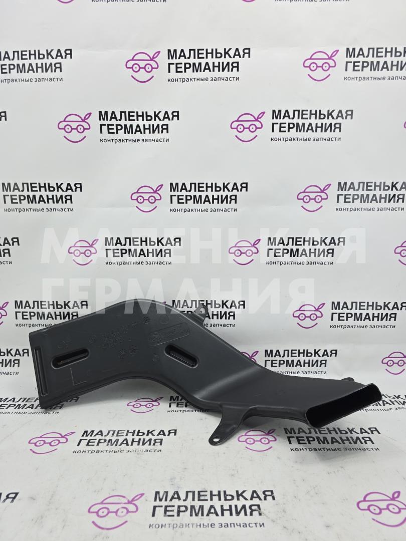 воздуховод BMW X1 F48 2017, 2.0 л., B48 A20 B, бензин, АКПП, alpinweiss 3 (300), полный привод, правый руль, 51477307881, 7307881 - фото №1