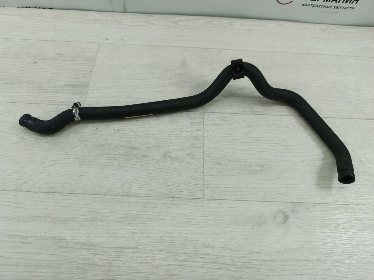 патрубок радиатора BMW 5 серия F07/F10/F11 (2009 - 2013), 2.5 л., N52 B25 AF, бензин, АКПП, 7581872010, 11537581872 - фото №1