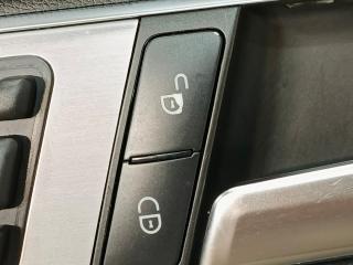 Кнопка блокировки двери Mercedes-Benz C-Класс W204 [рестайлинг] W204.048 2012, 1.8 л., M 271.860, бензин, АКПП, 149 белый, седан, задний привод, правый руль