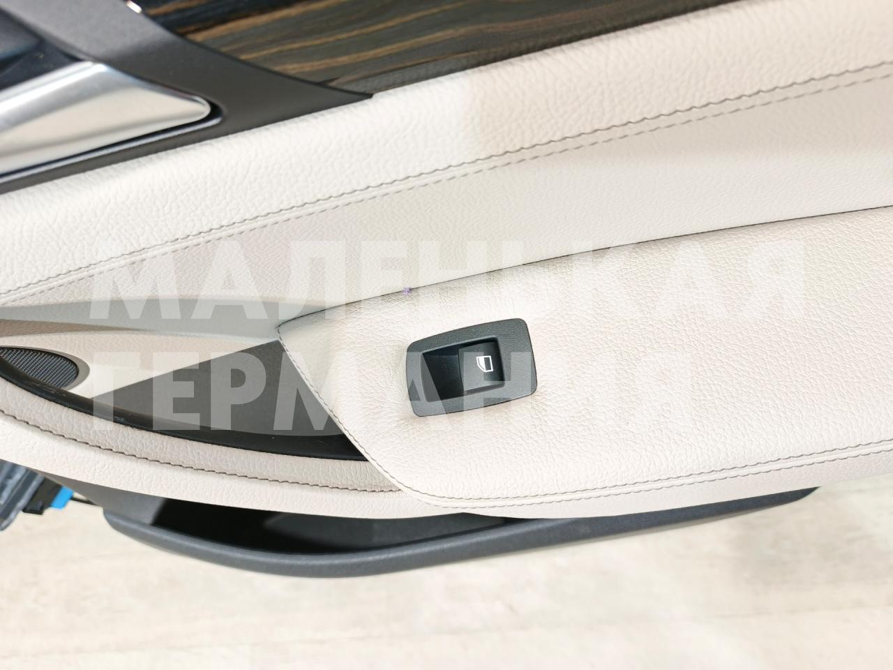 кнопка стеклоподъемника двери задней правой BMW X3 F25 2013, 2.0 л., N20 B20 A, бензин, АКПП, а52/7 spacegrau, хетчбэк 5 дв., полный привод, правый руль, 9361936, 61319361936 - фото №1