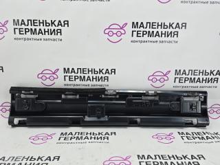 Кронштейн крепления порога BMW X1 F48 2017, 2.0 л., B48 A20 B, бензин, АКПП, alpinweiss 3 (300), полный привод, правый руль, 51777332331, 7332331