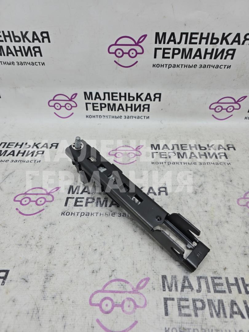 механизм регулировки высоты ремня безопасности Mercedes-Benz GLA-Класс X156 2014, 2.0 л., M 270.920, бензин, робот, белый, хетчбэк 5 дв., полный привод, правый руль, A0008600388 - фото №1