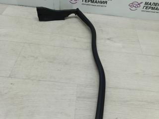 уплотнитель подкапотного пространства Mercedes-Benz E-Класс W212 [рестайлинг] W212 (2013 - 2016), 2.0 л., M 274.920, бензин, синий, седан, задний привод, правый руль, A2126280598