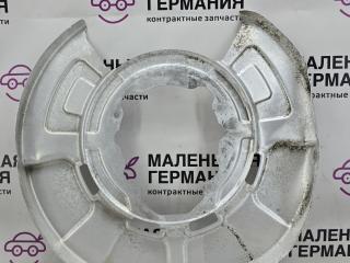 защитный кожух тормозного механизма BMW X5 F15 2013, 3.0 л., N57 D30 A, дизель, АКПП, mineralweiss metallic (a96), внедорожник 5 дв., полный привод, правый руль, 34216771967, 6771967, 34216857981, 6857981