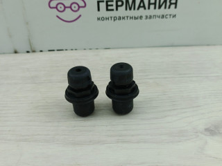 отбойник крышки багажника Audi Q3 8U (2011 - 2014), 8X0827499