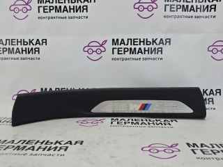 накладка на порог внутренняя BMW X5 F15 2013, 3.0 л., N57 D30 A, дизель, АКПП, mineralweiss metallic (a96), внедорожник 5 дв., полный привод, правый руль, 51437284579, 7284579