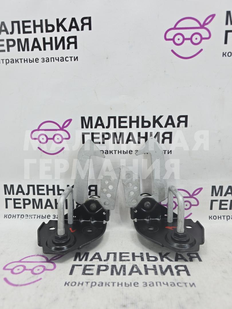 замок капота BMW 6 серия F06/F12/F13 2012, 4.4 л., N63 B44 B, бензин, АКПП, alpinweiss 3 (300), хетчбэк 5 дв., задний привод, правый руль, 51237183763, 51237183764, 7183763, 7183764 - фото №1