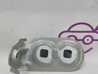 крепление ( кронштейн ) крыла BMW 6 серия F06/F12/F13 2012, 4.4 л., N63 B44 B, бензин, АКПП, alpinweiss 3 (300), хетчбэк 5 дв., задний привод, правый руль, 41357230581, 7230581